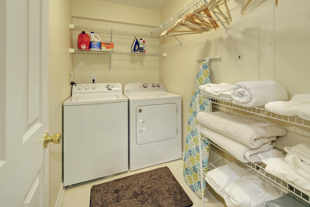 Lux Townhouse, Walk To All, Sleeps 6 Adults Louisville Zewnętrze zdjęcie